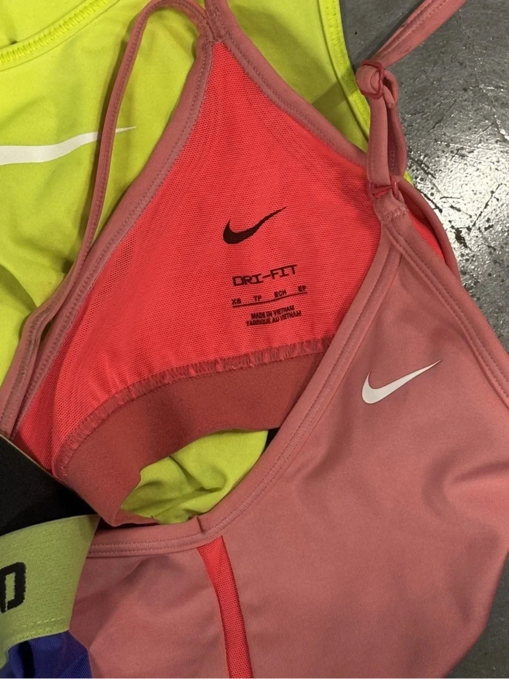 Nike Pro Dri Fit  Woman’s 3 PC Athleisure Set Comp Shorts Sports Bra Tank S-XS